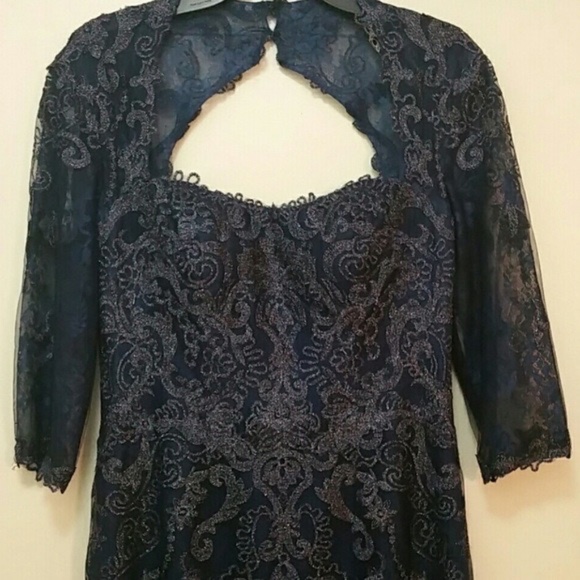 Ivonne D by Mon Cheri Queen Anne Lace Gown - Picture 4 of 7